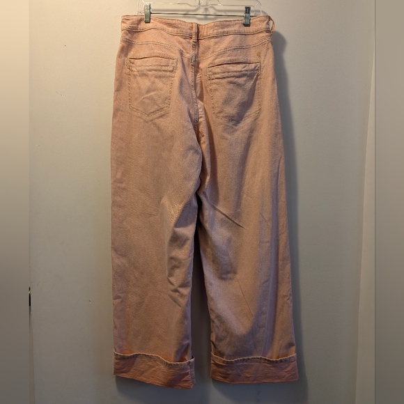 Pilcro Anthropologie Cuffed Oversized High-Rise Wide-Leg Jeans - Size 31P - Picture 5 of 17